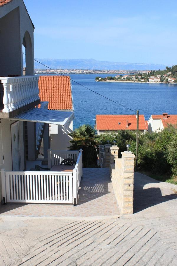 Apartments By The Sea Kali, Ugljan - 8202 Exteriér fotografie